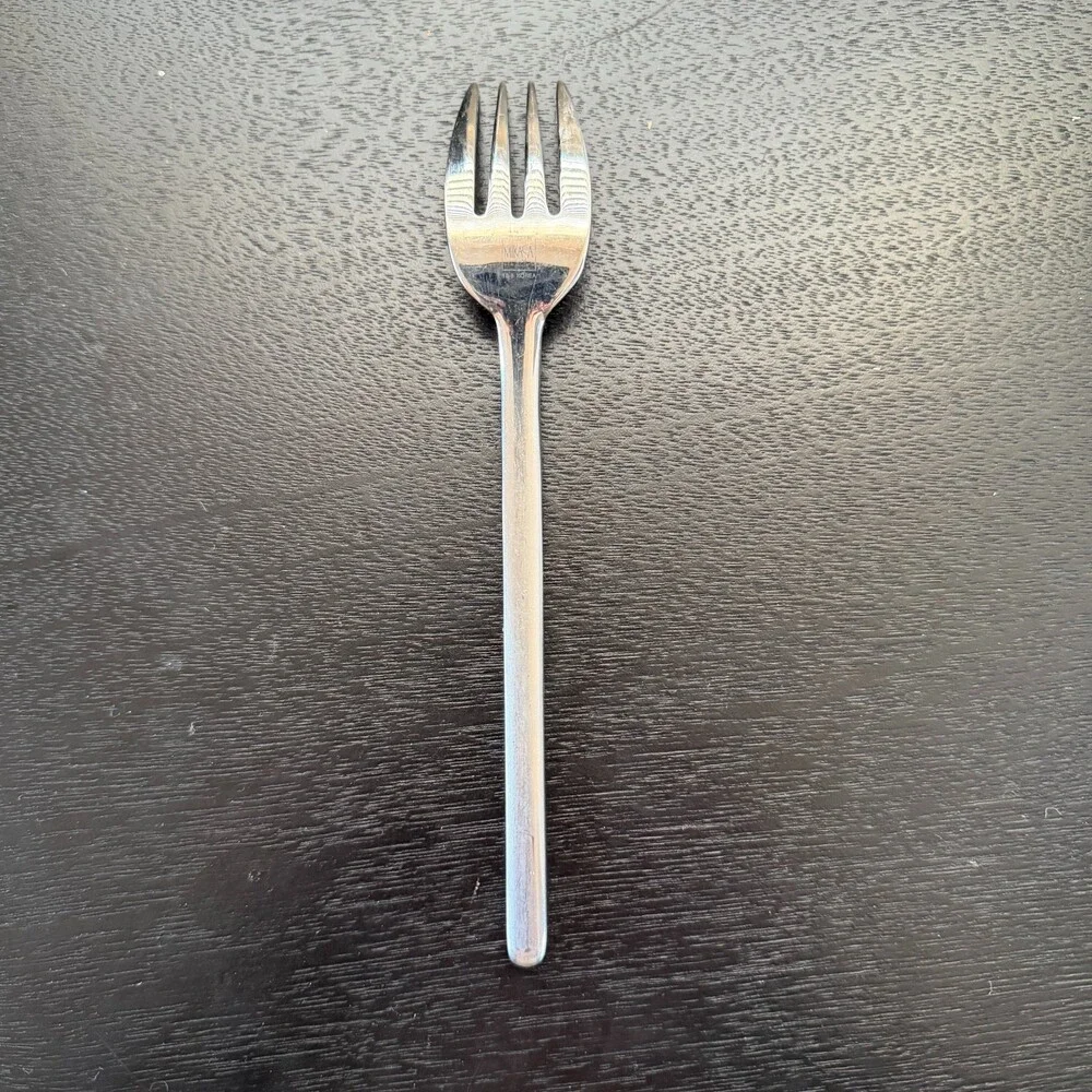 Mikasa 18-8 Stainless‎ Steel Dinner Fork Replacement Flatware Korea
